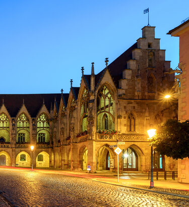 Altstadtmarkt mit Martinikirche und Altstadtrathaus